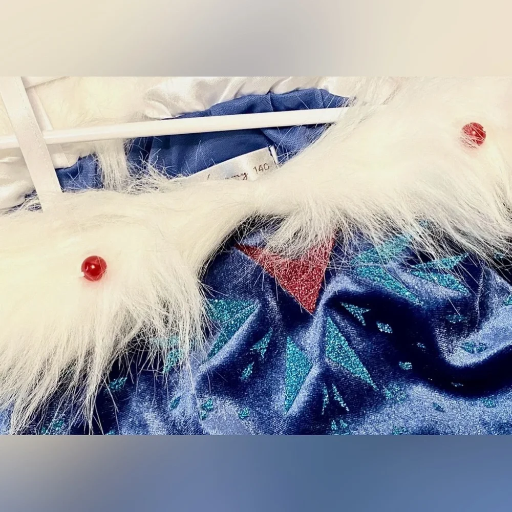 Elsa Frozen 8 (130)costume.Blue velvet gown w/fur collar&sheer cape & a crown.